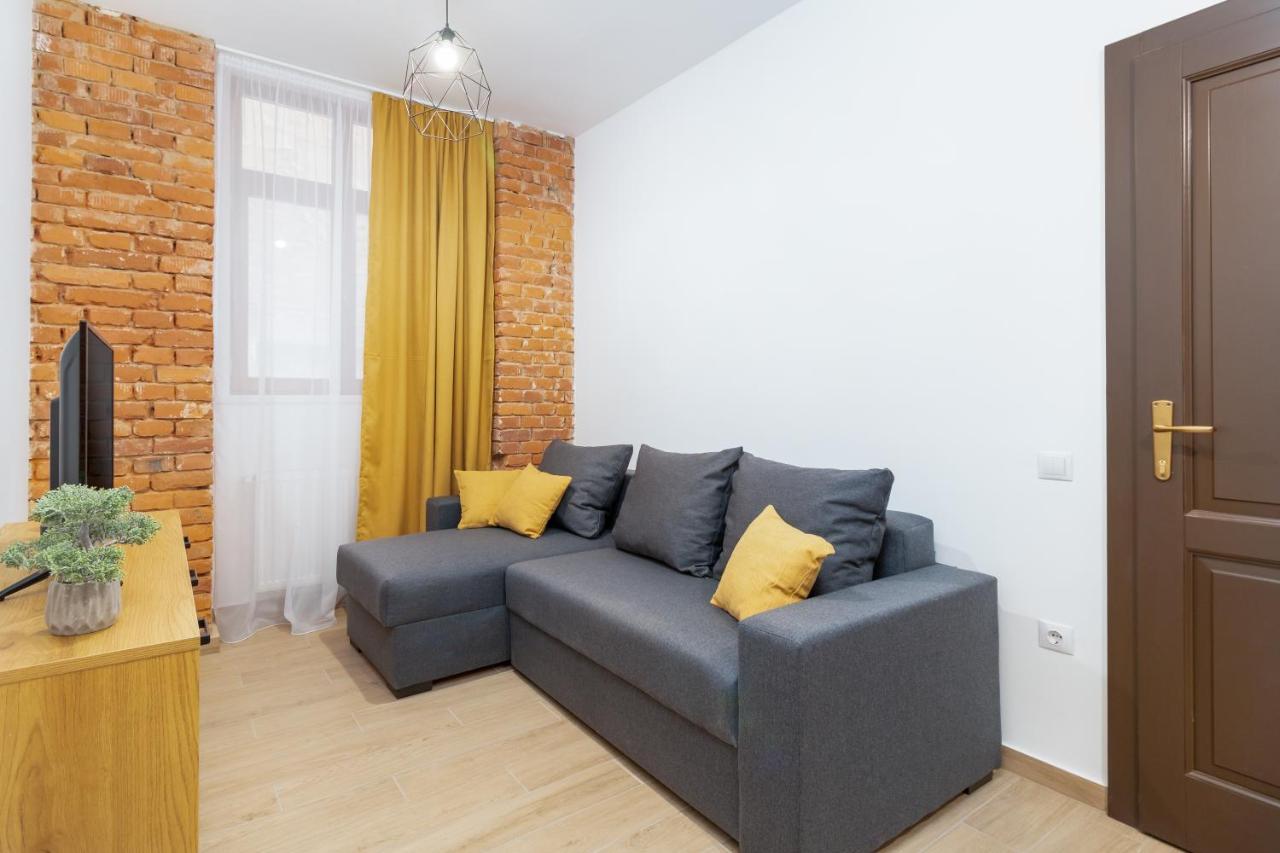 Cadoro City Center Apartments Oradea Exteriér fotografie